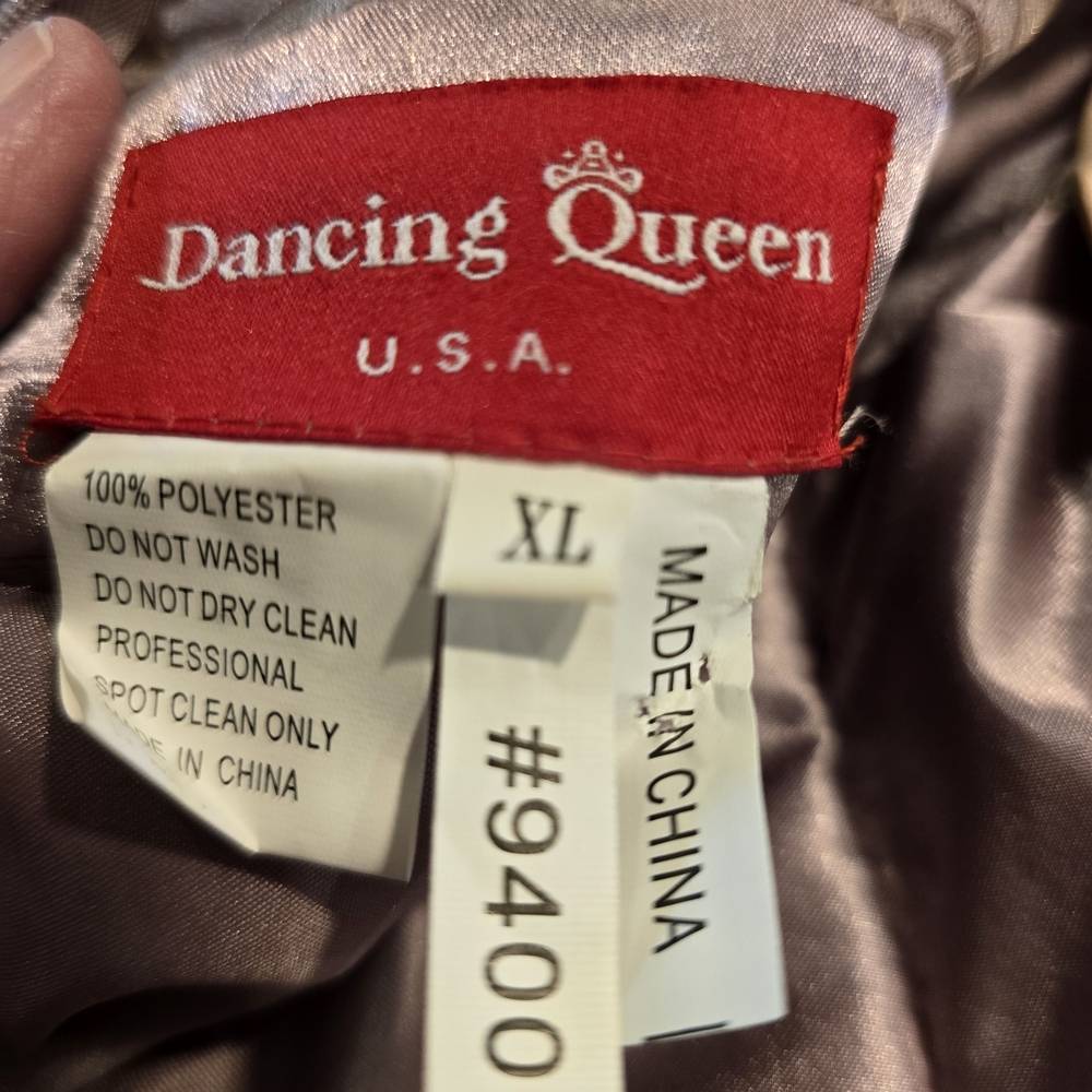 Dancing Queen Gown 9400 - Picture 8 of 8
